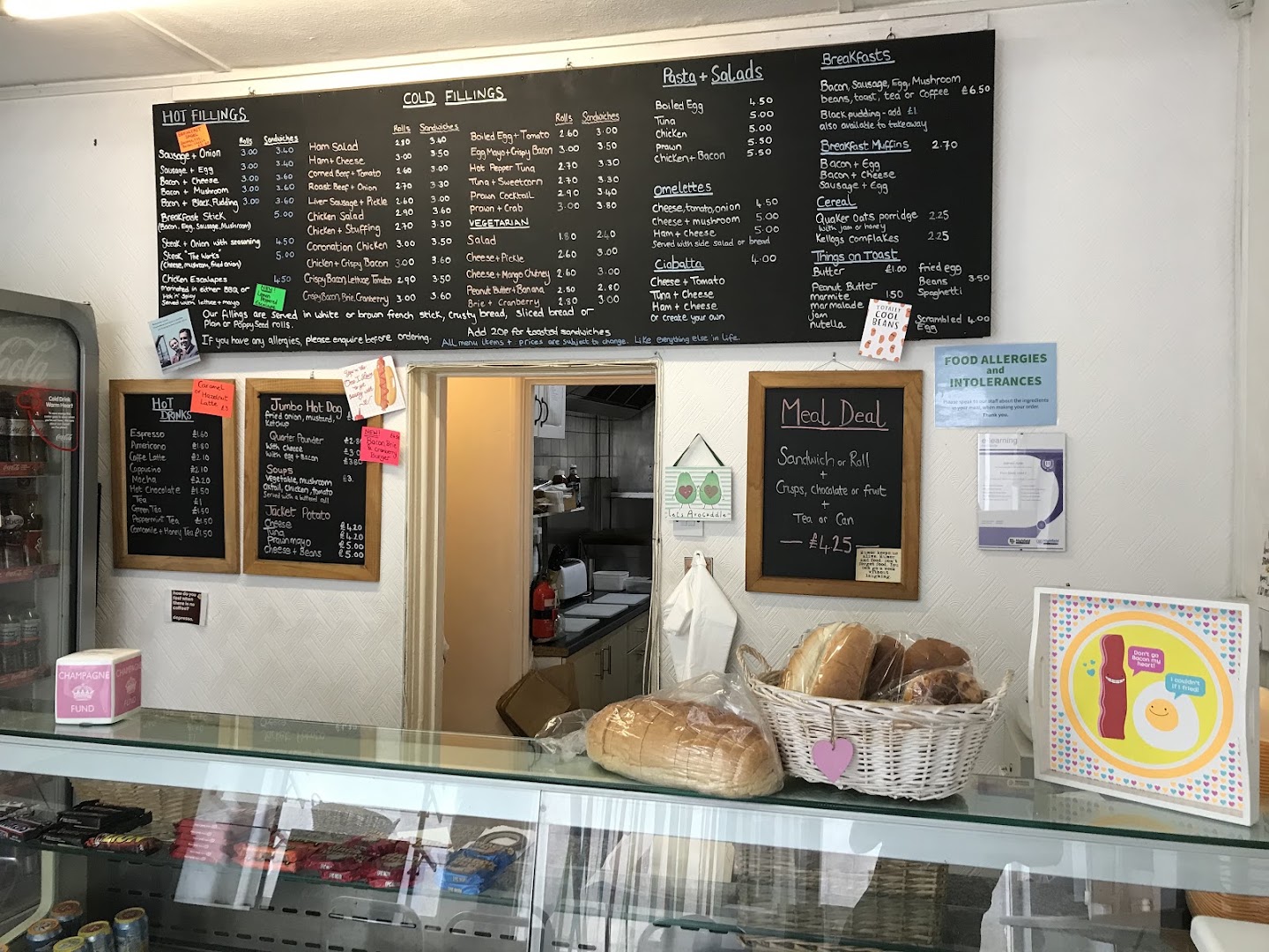 The Girl Of Sandwich · Photos 1